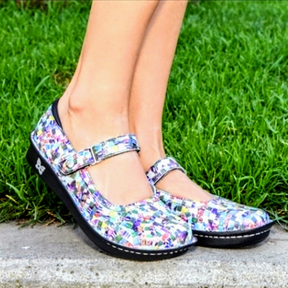ALEGRIA "Belle" Mary Jane Style Shoes Multi Colored Cube Pattern Size 38 EUC